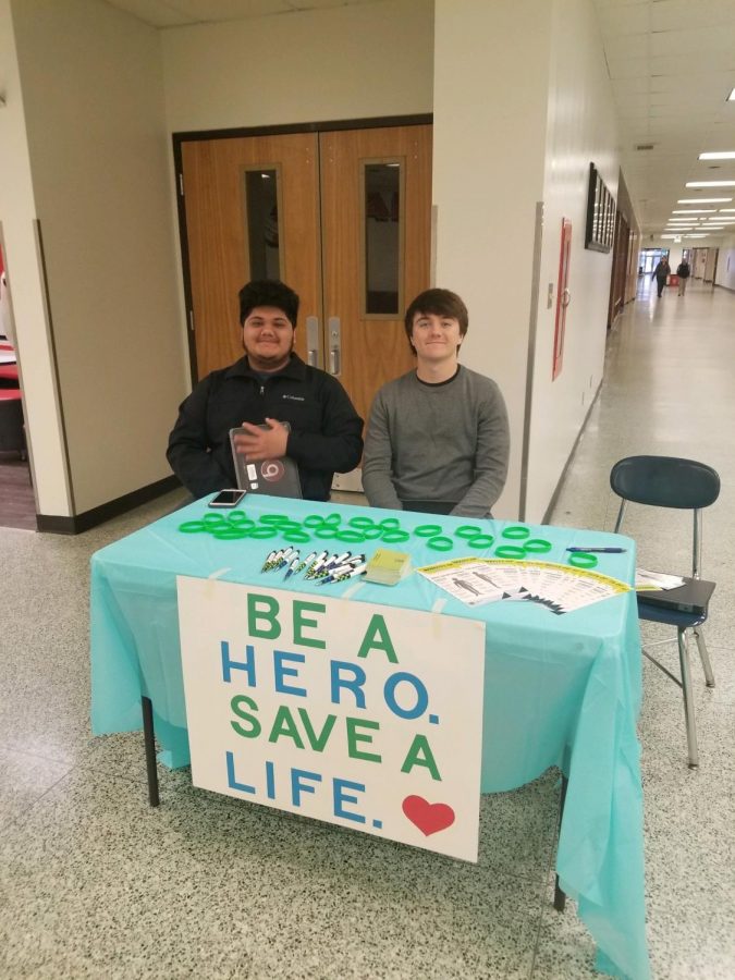 Jag Students signed up several Twin Lakes students to be an organ donor.